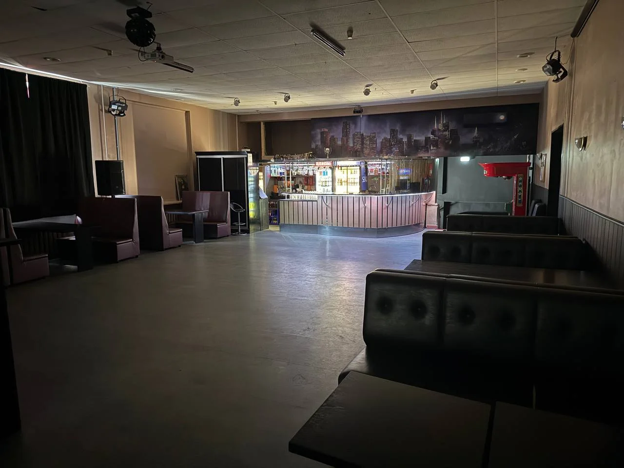 Kalinka lounge, valgus ja interjööri detailid